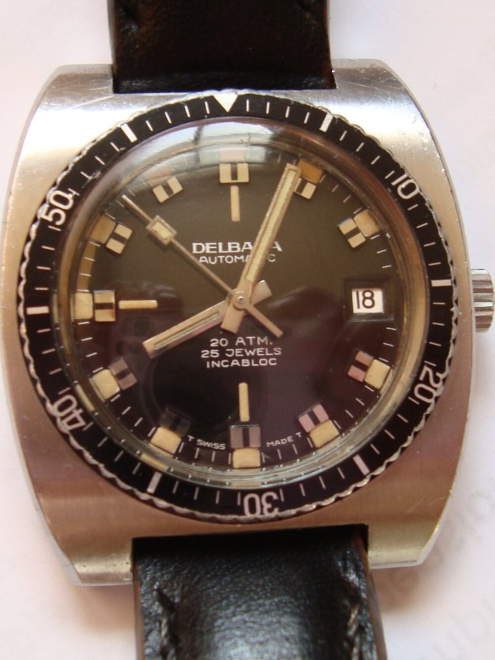 VINTAGE AUTOMATIC DELBANA DIVER STYLE.RUN GREAT